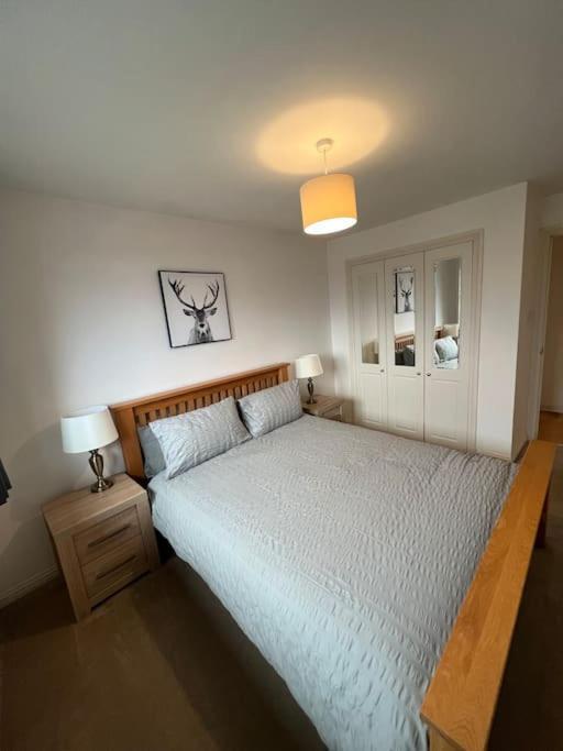 Modern 2 Bedroom Flat Near Glasgow City Centre Exterior photo