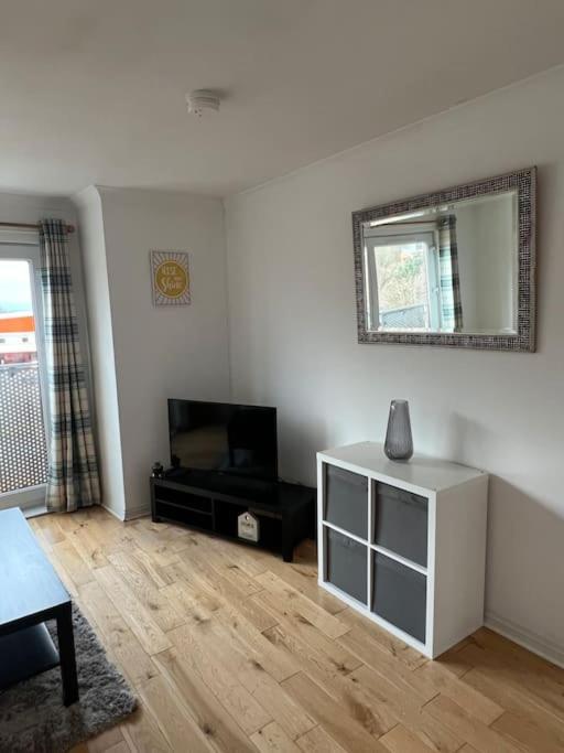 Modern 2 Bedroom Flat Near Glasgow City Centre Exterior photo